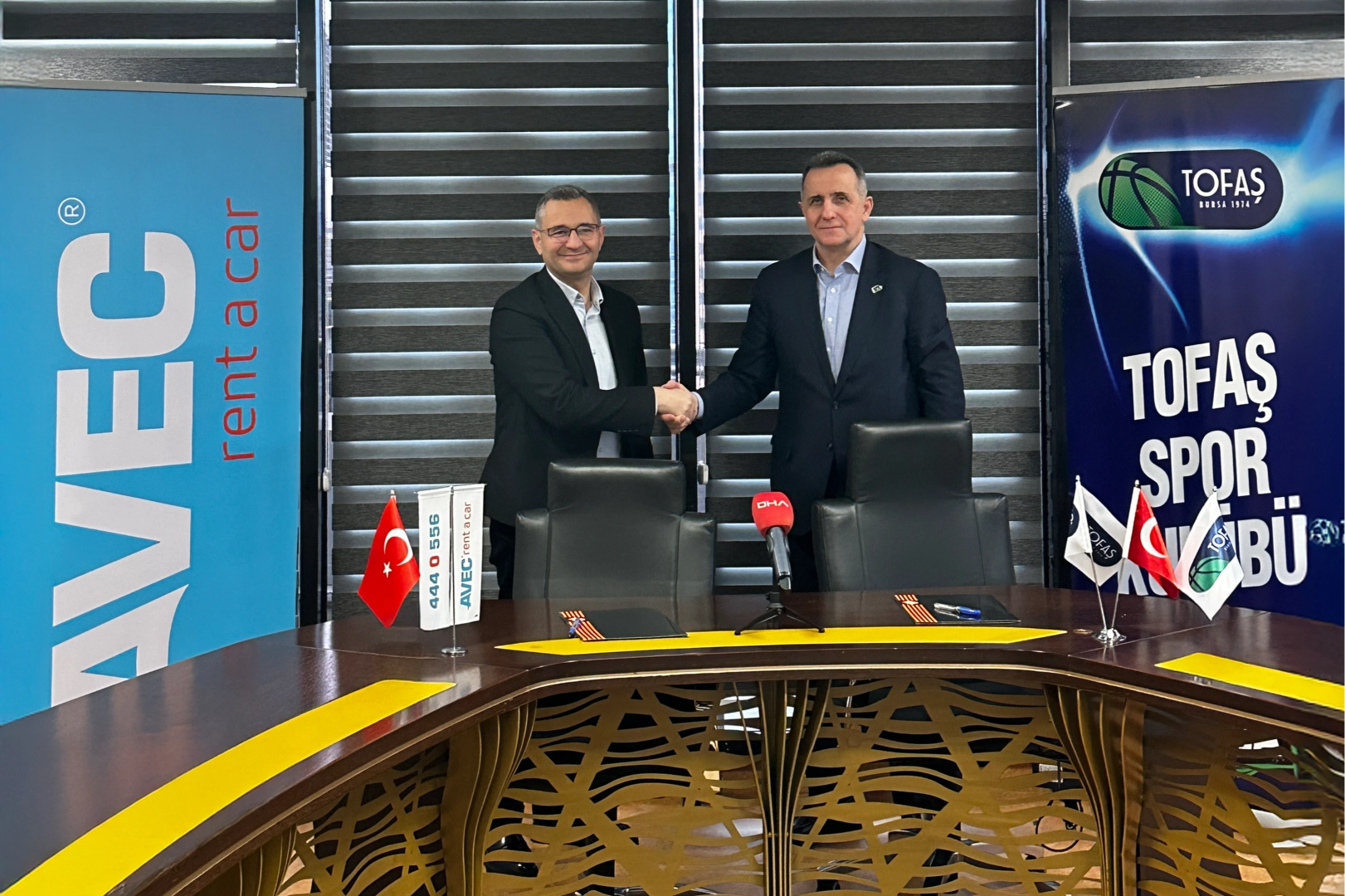 TOFAŞ, Avec Rent a Car ile sponsorluk anlaşması imzaladı