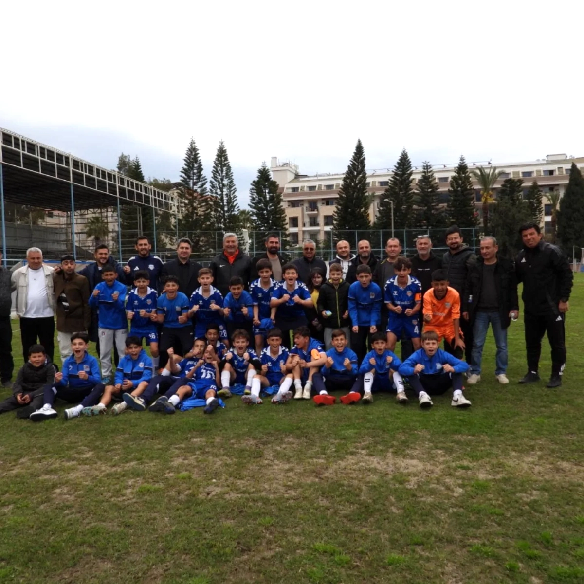 Kemer U-13 Takımı 9-0’lık Farkla Yendi! Liderlik Devam Ediyor