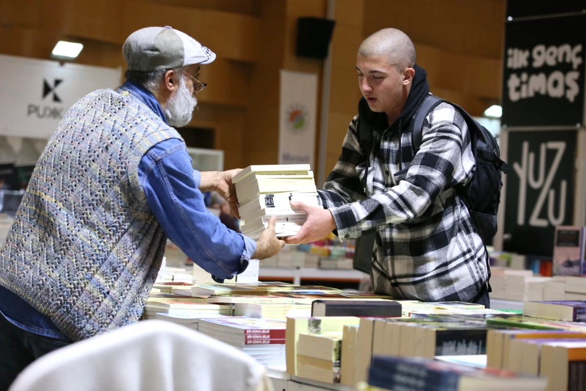 Kepez Kitap Fuarı: 27 Mart-5 Nisan’da Kitapseverlerle Buluşuyor