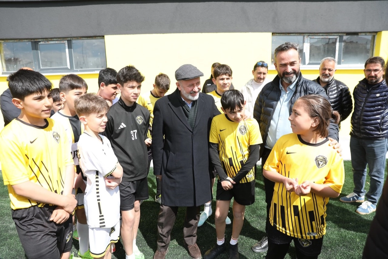 Kayseri Kocasinan’dan futbola belirleyici hizmet