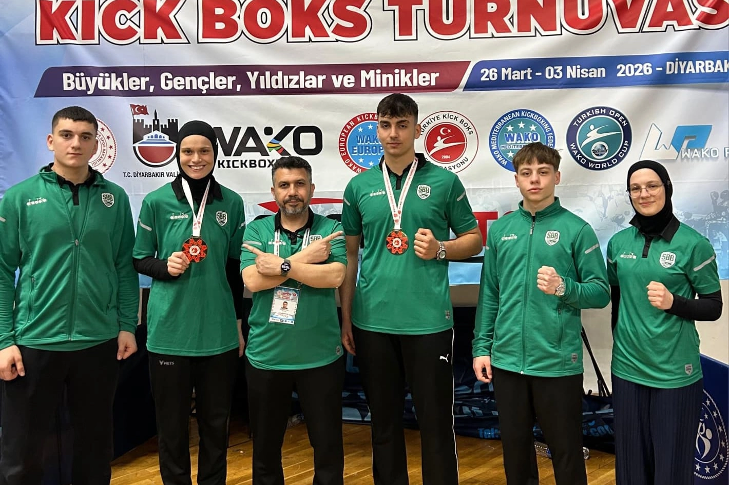 Sakaryalı KickBoksçular Diyarbakır’da Zirveye Ulaştı