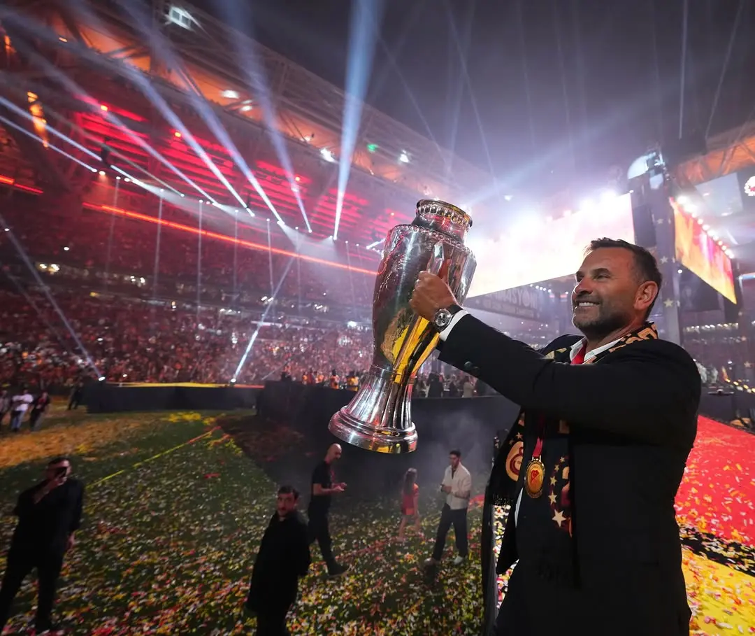 Galatasaray’dan Taraftarlarına Sabah Mesajı