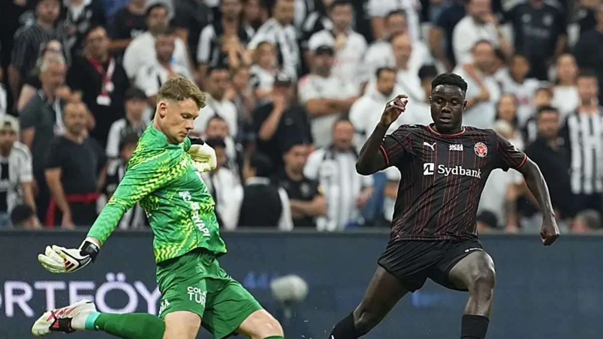 Alexander Nübel’den Vincenzo Montella yorumu: Hocamız gerçekten çılgın!
