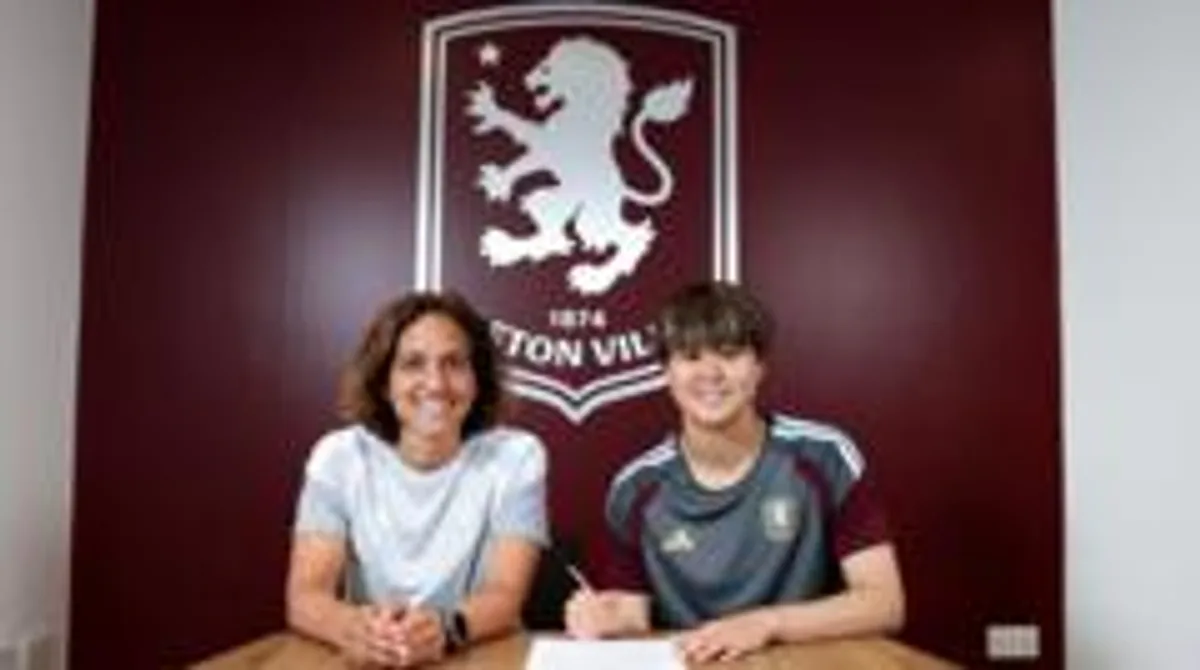Aston Villa’dan Japonya Hamlesi: Akane Okuma Resmi Olarak İmzayı Attı