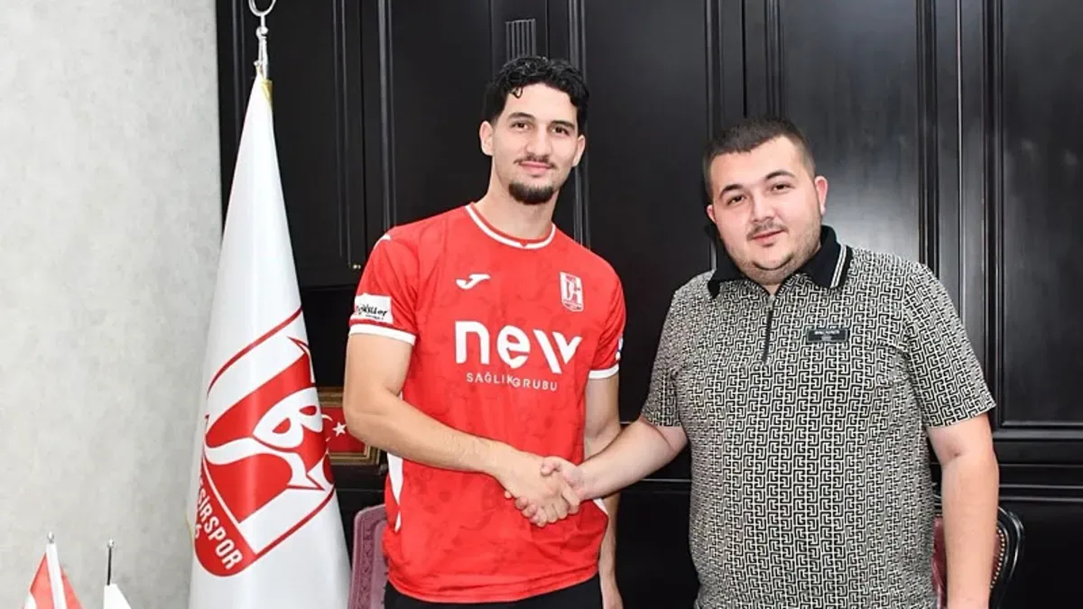 Balıkesirspor transferde atağa kalktı: 3 yeni isimle imzalar atıldı