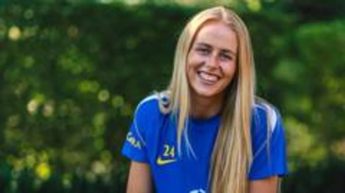 Chelsea’de Hannah Hampton Dönemi: İngiliz Kaleciyle Sözleşme Yenilendi