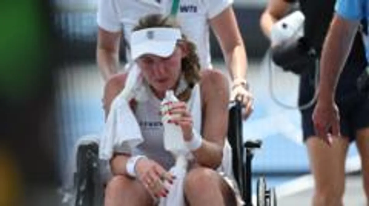Ekaterina Alexandrova Aşırı Sıcaklar Nedeniyle Kortta Bayıldı