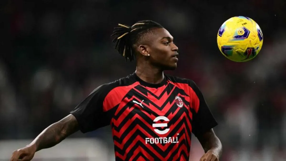 Fenerbahçe’den Rafael Leao Hamlesi: AC Milan Yıldızı İçin Teklif Masada