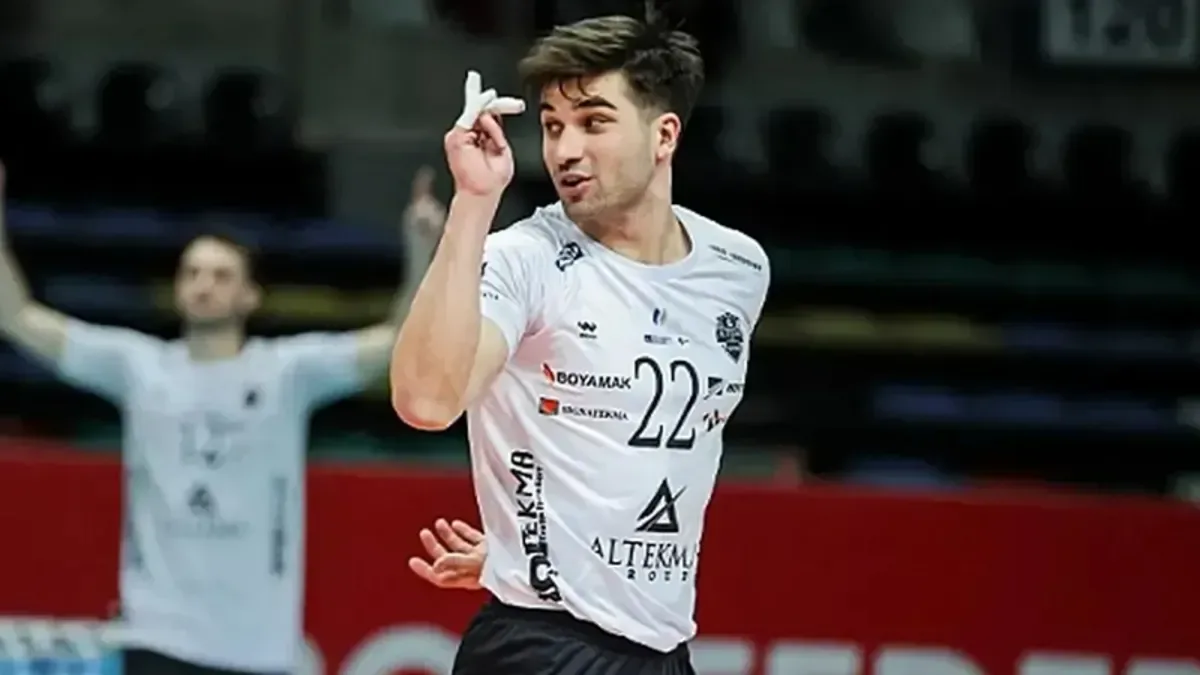 Galatasaray’da Transfer Hareketliliği: Emir Pınar Resmi Olarak İmzayı Attı