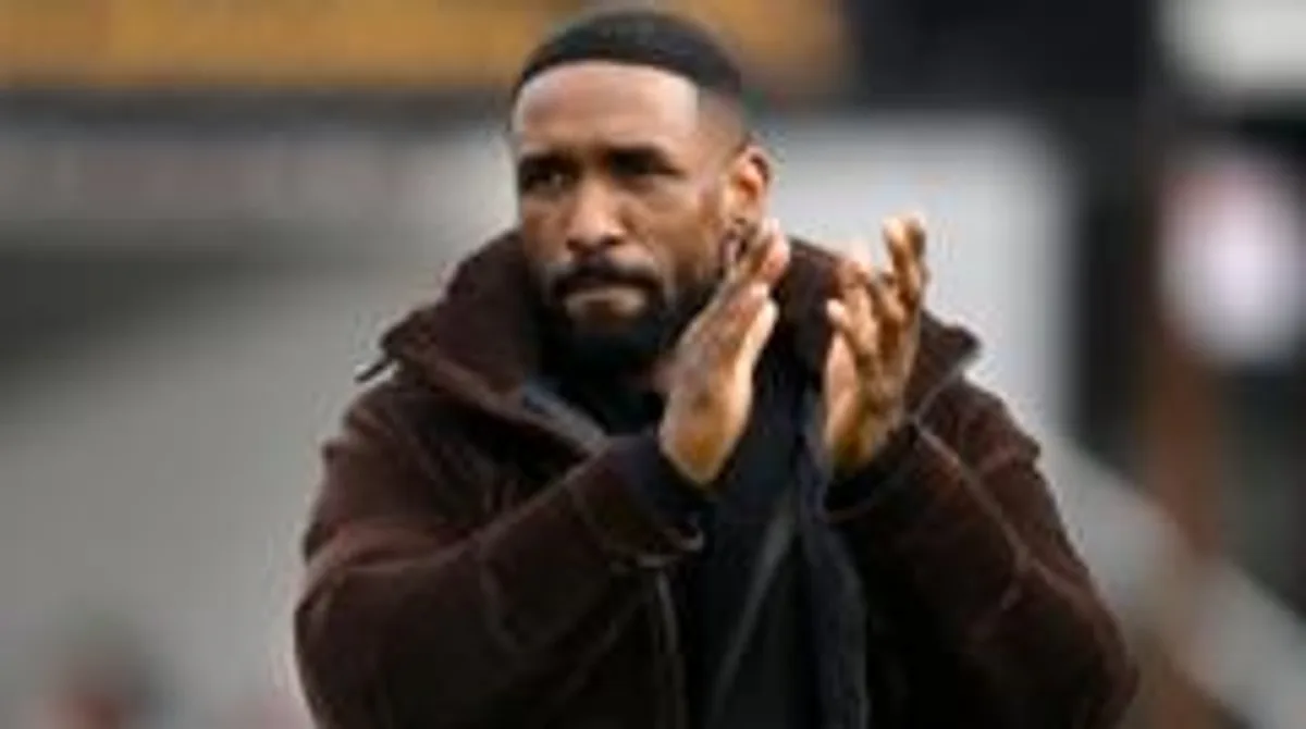 Jermain Defoe’nun Woking Macerası Kısa Sürdü: Dört Ayda Veda