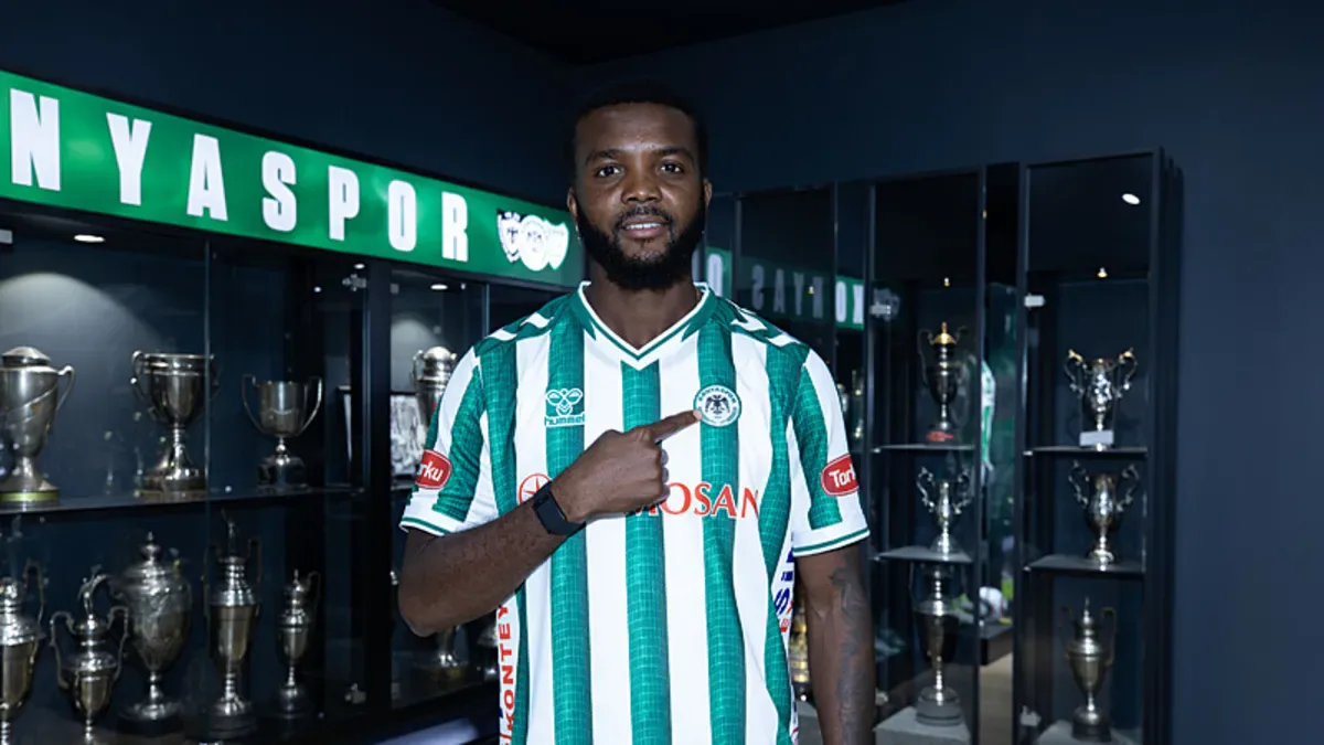 Konyaspor Savunmaya Takviye Yaptı: Chidozie Awaziem İmzayı Attı
